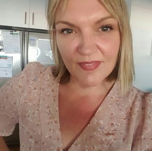 Meet your Posher, Sally